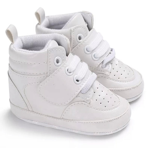 Hightop sneakers • White